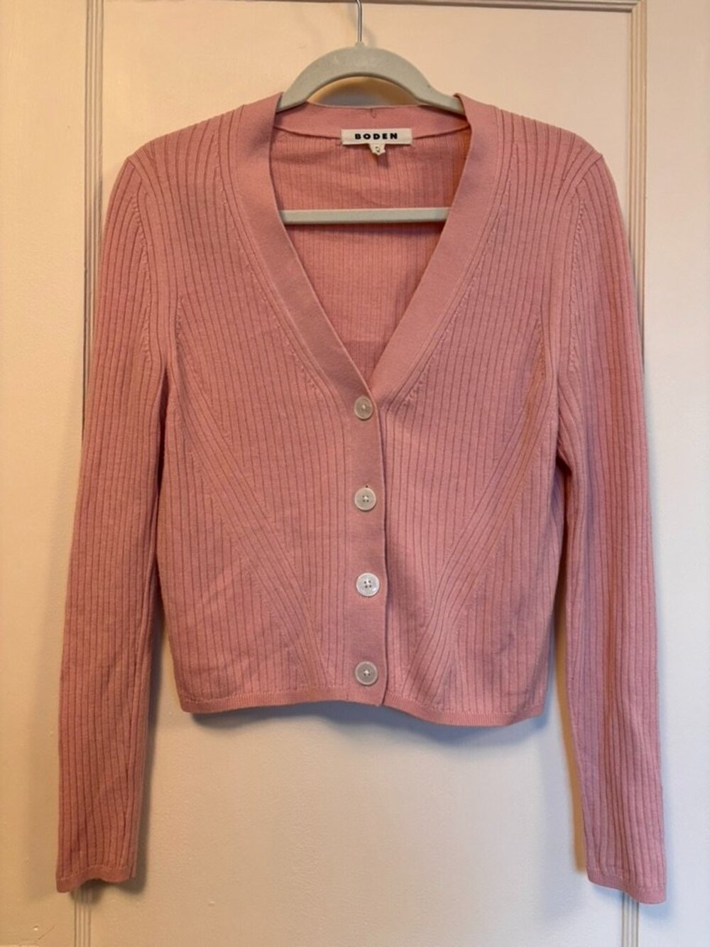 Boden 100% Merino Cardi Size M Pink - Picture 4 of 5